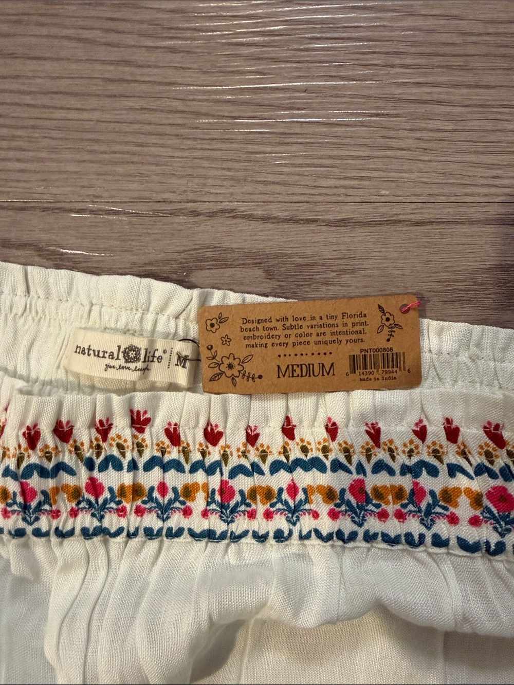 Natural Life Floral White Wide-Leg Boho Pants - Medium - New with Tags - Picture 3 of 3